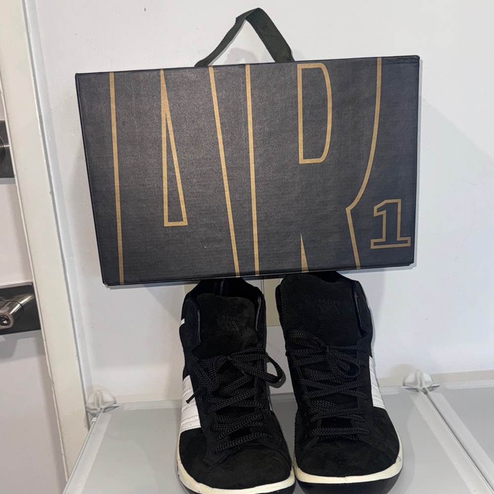 Black High-Top Sneakers - Picture 10 of 12